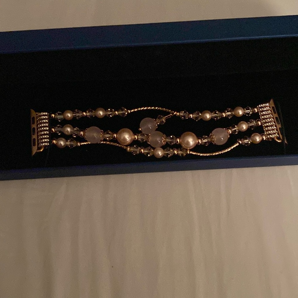 Iwatch Rose Gold Band - Picture 3 of 4